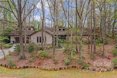 315 Camelot Drive