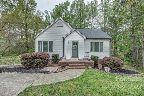2646 Jacobs Road