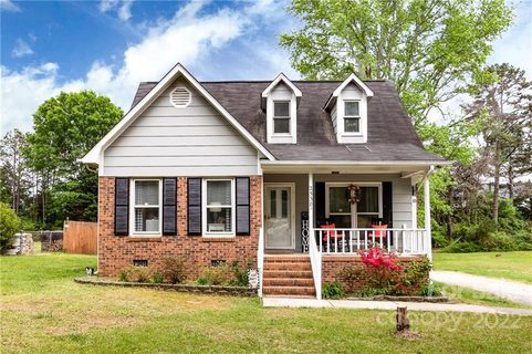 2538 Arnold Drive sold home in Briarwood Acres, Monroe, NC