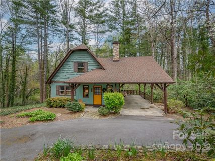 212 Ohara Circle sold home in Country Club Estates, Hendersonville, NC