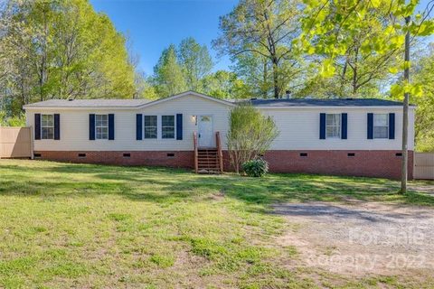 3074 Balkan Drive sold manufactured home in Olympic Acres, York, SC