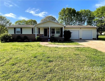 806 Primrose Lane sold home in Crestview, Concord, NC