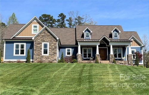 6241 Willow Farm Drive