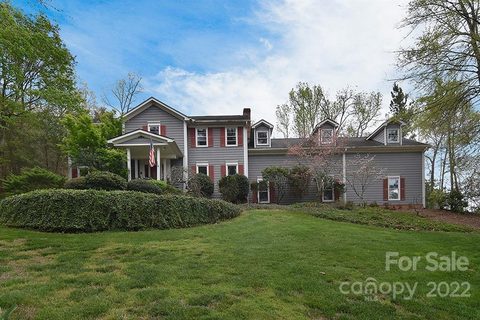 427 Spruce Place