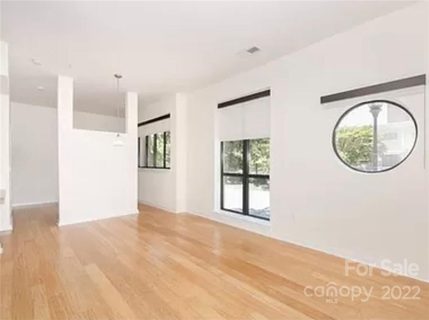 525 E 6th Street 101