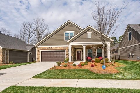2233 Lincolnshire Lane