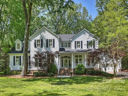 1118 Greentree Drive