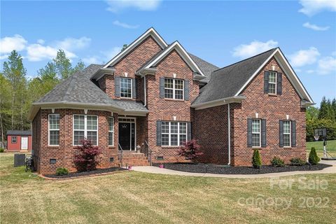 1038 Madras Court sold home in Archer Ridge, Davidson, NC