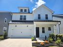 8112 Eliot Street sold home in Matthews, SC