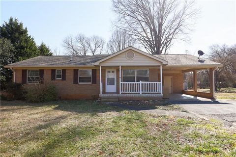 138 Ridge Drive