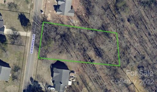 2088 Evergreen Drive sold home in South Lakes, Newton, NC