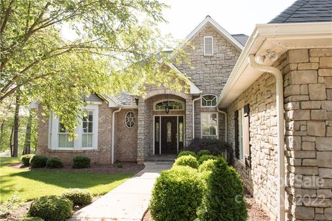 Previously sold for $800,000