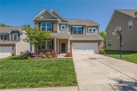 10313 Ebbets Road sold home in Victoria at Aberdeen, Charlotte, NC