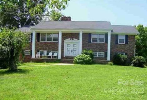 3100 Castle Avenue sold home in Castle Hills, Hickory, NC