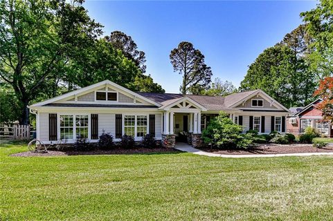 136 Heathwood Road