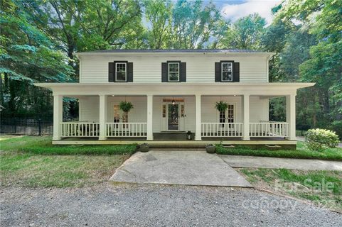6633 Silver Fox Road