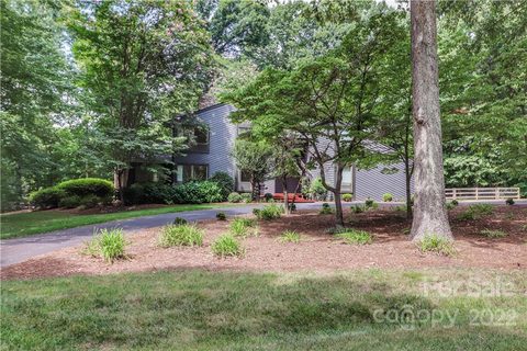 316 E Gleneagles Road