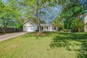 12216 Woodside Falls Road sold home in Pineville, SC