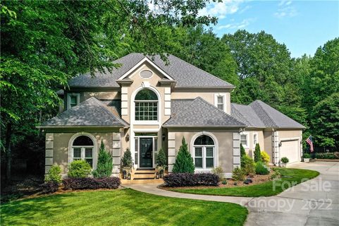 6902 Premier Drive