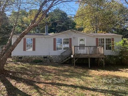 2211 Constance Drive 33 sold manufactured home in Amity Acres, Newton, NC
