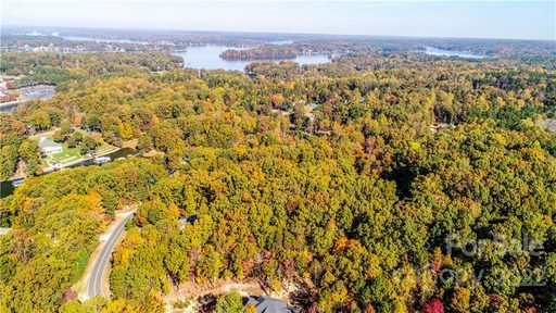 155 Greenbay Road sold home in Greenbay Forest, Mooresville, NC