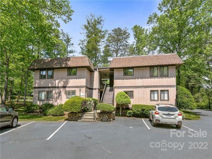 11 Lake Drive #B3