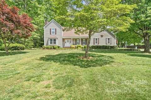 1200 Beechwood Drive sold home in Fairway Acres, Newton, NC