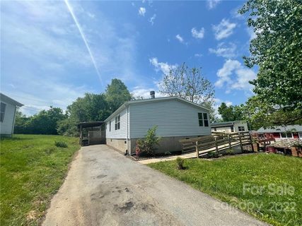 14 Crest Avenue sold manufactured home in Lincoln Park Extension, Asheville, NC