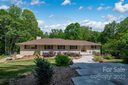 907 Cherokee Place sold home in Lenoir, SC