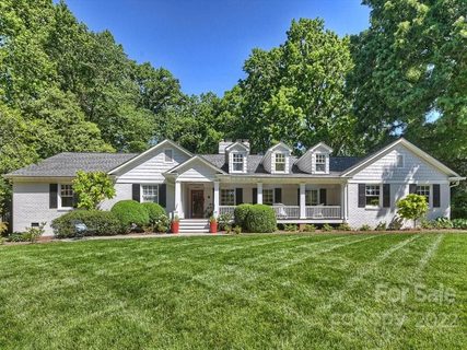 2615 Cloister Drive sold home in Cloisters, Charlotte, NC