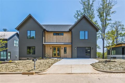 24 Malvern Walk sold home in Malvern Walk, Asheville, NC