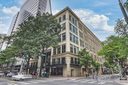 127 N Tryon Street 513 sold home in Charlotte, SC