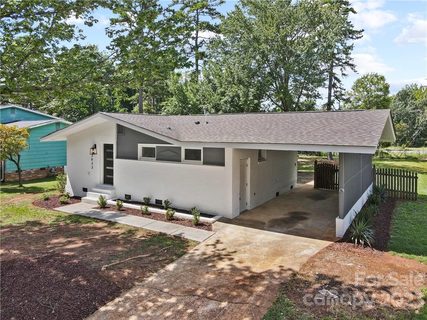Previously sold for $405,000