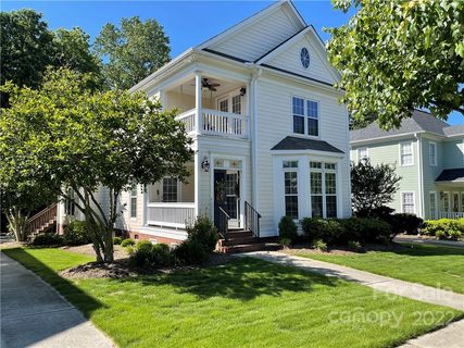 5635 Fetzer Avenue
