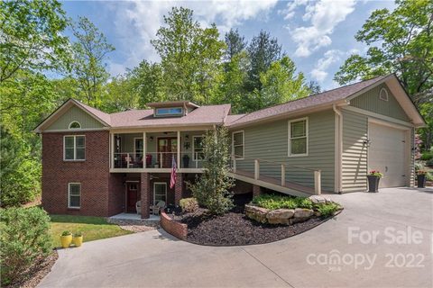 17 Arnie Drive sold home in Brooke Hills, Etowah, NC