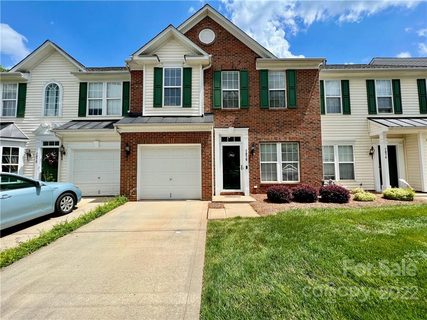 7976 Mariners Pointe Circle