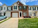 7976 Mariners Pointe Circle sold home in Denver, SC