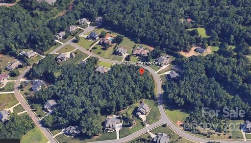 1223 Lancashire Drive 42