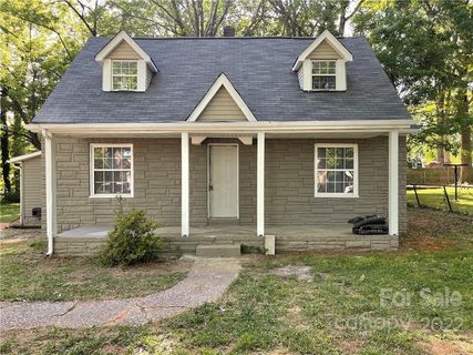 2832 Mayfair Avenue sold home in Mayfair, Charlotte, NC