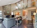 905 Fleetwood Plaza sold home in Hendersonville, SC