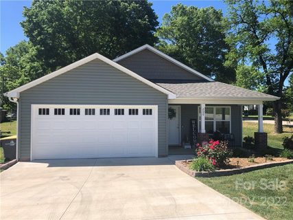 200 27th Street sold home in Alexander Heights, Kannapolis, NC