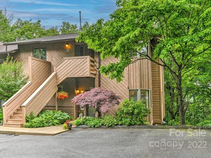 305 Piney Mountain Drive N2