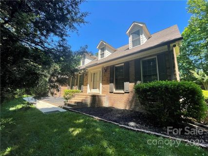 1214 Hardwicke Place