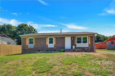 706 Belfast Drive