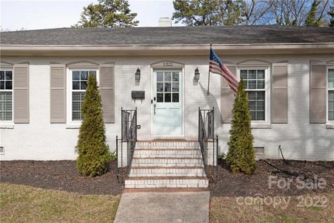 1322 Erinshire Road