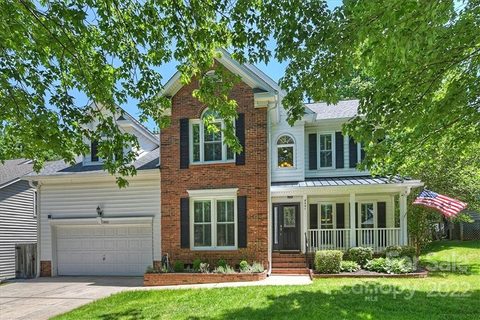 8421 Headford Road sold home in Kingston Forest, Charlotte, NC