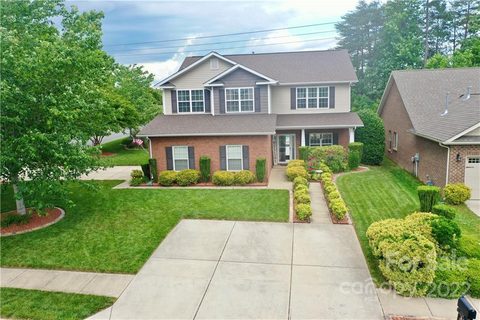 Previously sold for $594,000