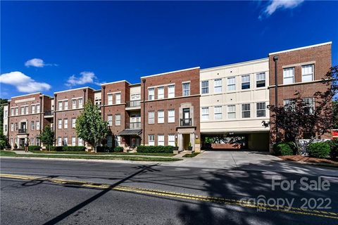 2964 Selwyn Avenue sold condo in Selwyn Terrace, Charlotte, NC