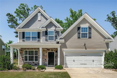 5423 Fenway Drive