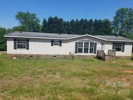 1361 Freedom Lane sold manufactured home in Amity Acres, Newton, NC